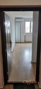 Prodajem jednoiposoban stan 39m2